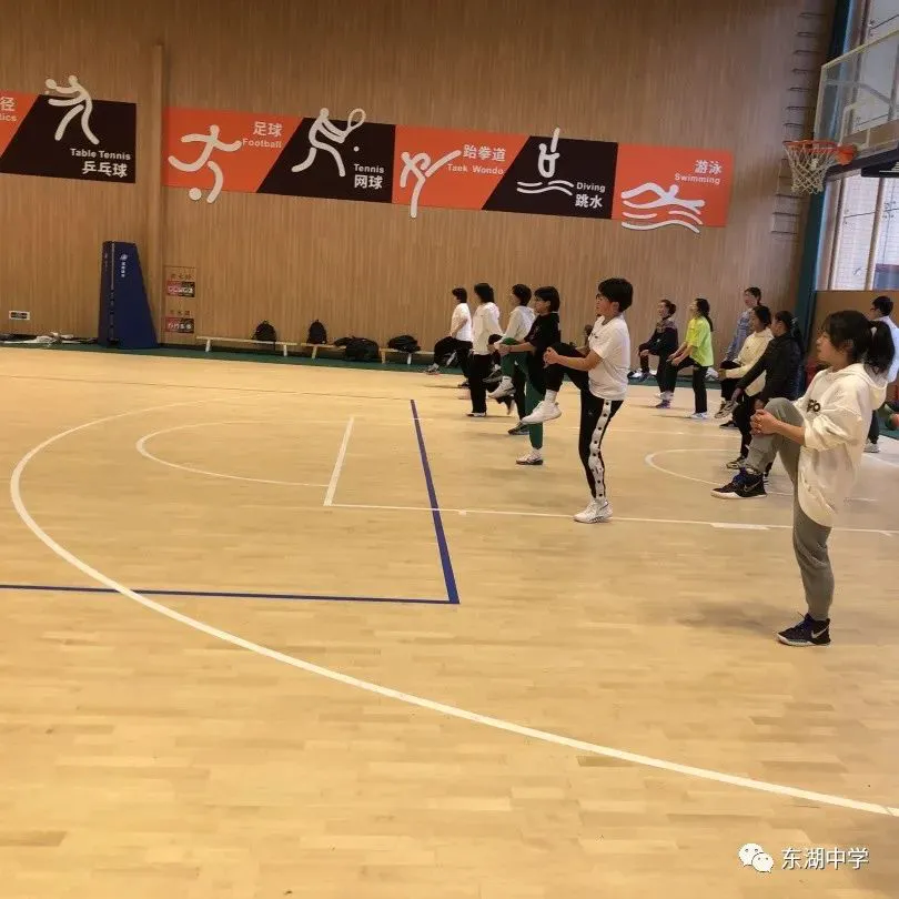 如何安排篮球主力的赛季前训练_2